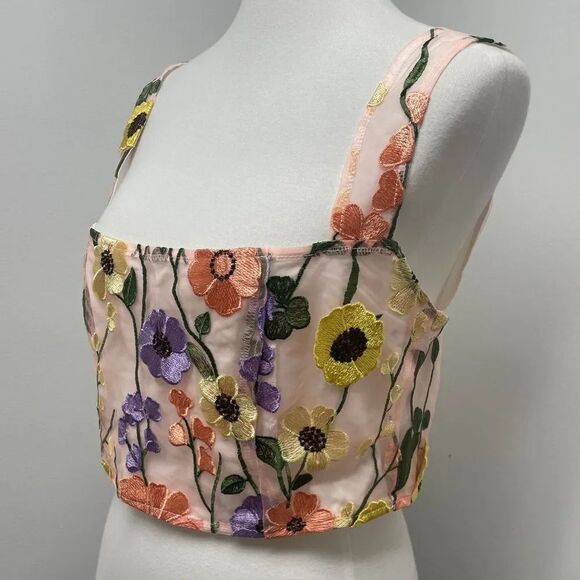 Floral Applique Sleeveless blouse. Embroidered flowers peach pink yellow daisies - Picture 7 of 16